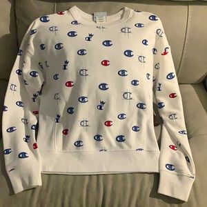 Champion sweatshirt white with red and blue C’s.